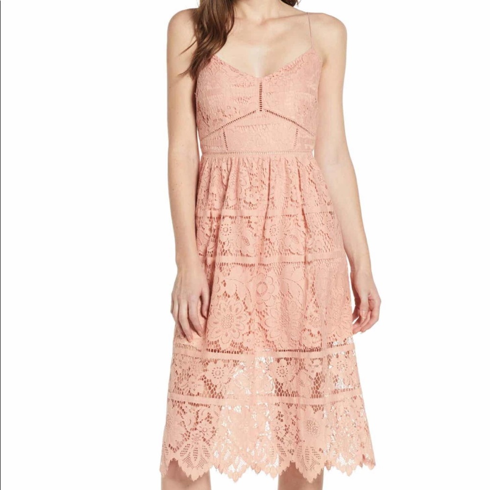 Love Fire Lace Midi Dress